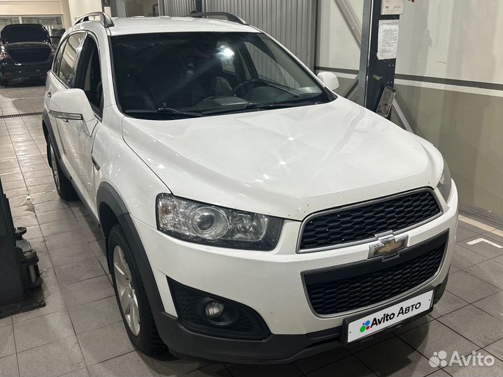 Chevrolet Captiva 2.4 AT, 2014, 238 150 км