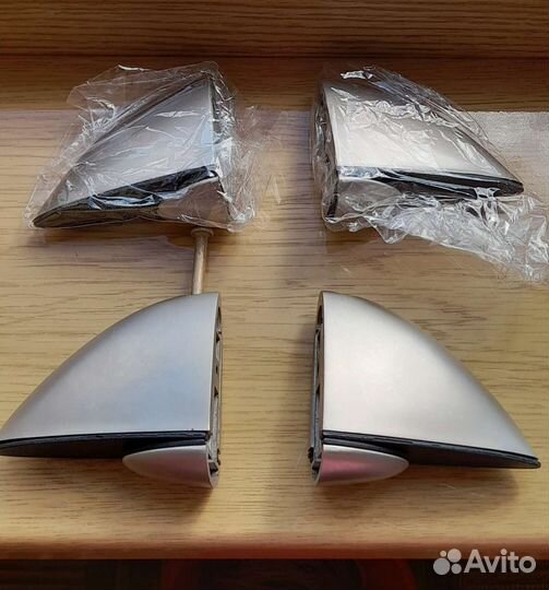 Держатели для полок новые цена за пару