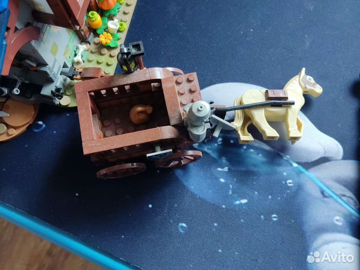 Конструктор лего 60250, 21325