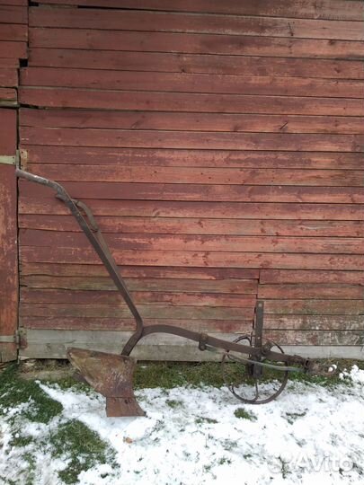 Конный плуг