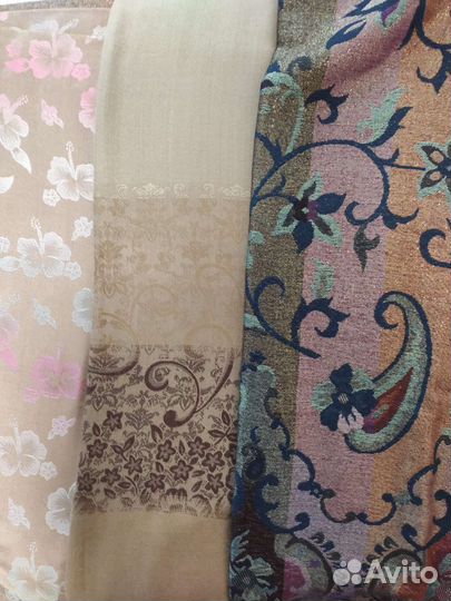 Палантины разные 70 х 140