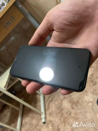 iPhone X, 64 ГБ