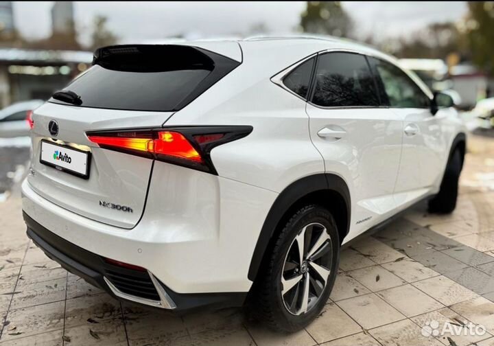 Lexus NX 2.5 CVT, 2020, 28 300 км