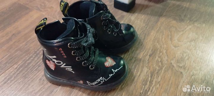 Ботинки демисезонные для девочки 22 размер