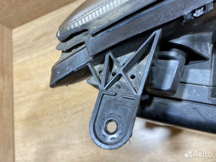 Фара левая Opel Vectra C дорест адаптивная 141059