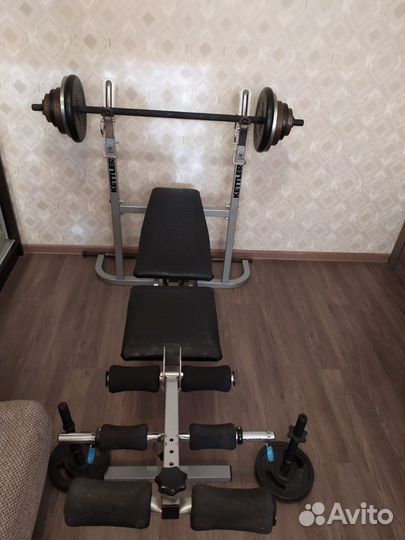 Скамья для жима и штанга