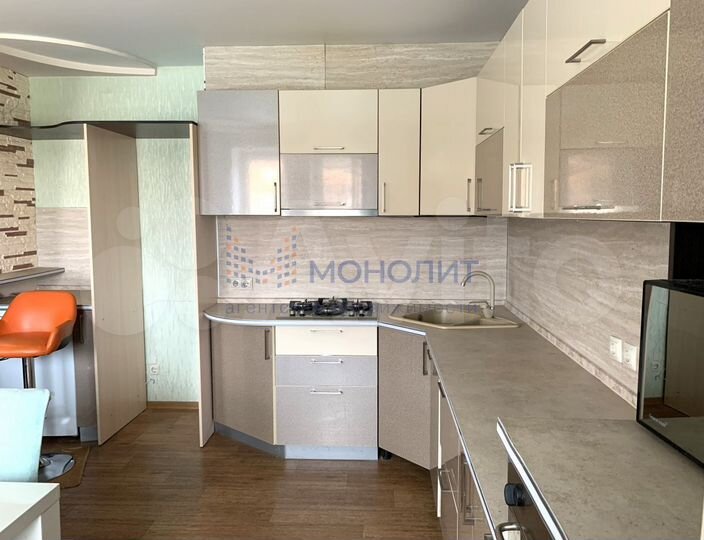 4-к. квартира, 110,9 м², 2/10 эт.