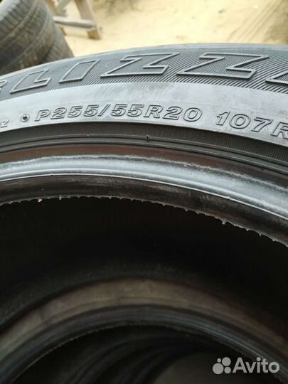 Bridgestone Blizzak DM-V1 225/55 R20 107R