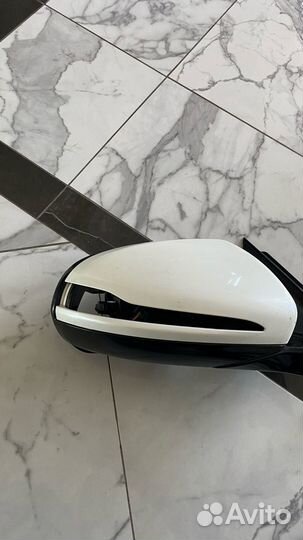 Зеркало заднего вида боковое правое Mercedes E220