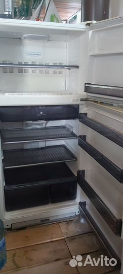 Холодильник Super General SG-R690