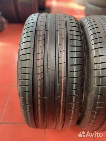Pirelli P Zero PZ4 255/35 R20 97Y