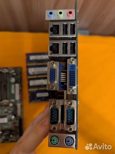 Intel D2500CC itx плата 2шт + озу