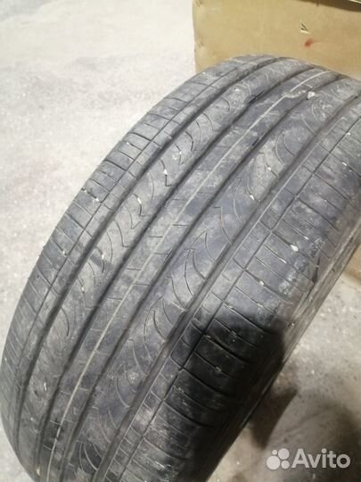 Nexen Classe Premiere 672 215/60 R17 96H