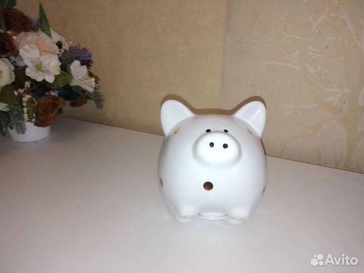 Копилка свинья