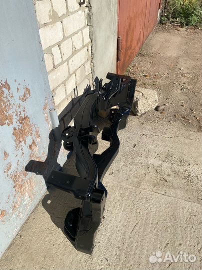 Подрамник Mitsubishi Outlander 1 арт. 10110