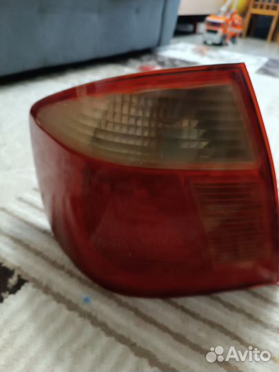 Фара задняя лнвая на тойота премио