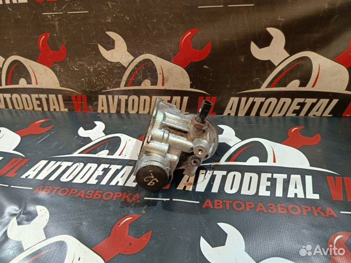 Кронштейн масляного фильтра Volkswagen Jetta/Bora