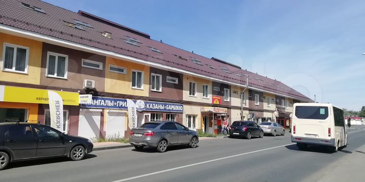 1 этаж 105 м² в нежилом здании на остановке