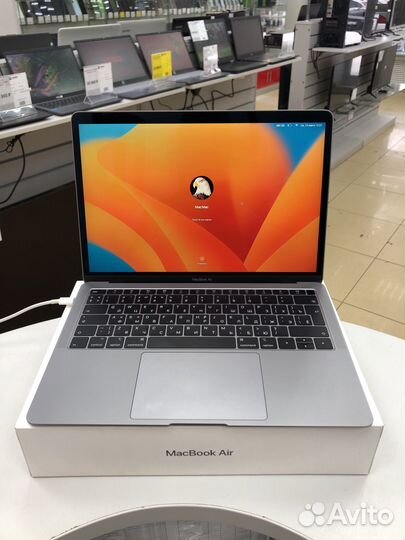 М35 Apple MacBook Air 13 2020 i5