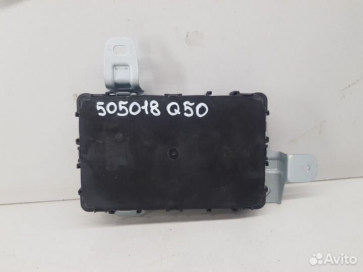 Блок комфорта (Infiniti Q50)