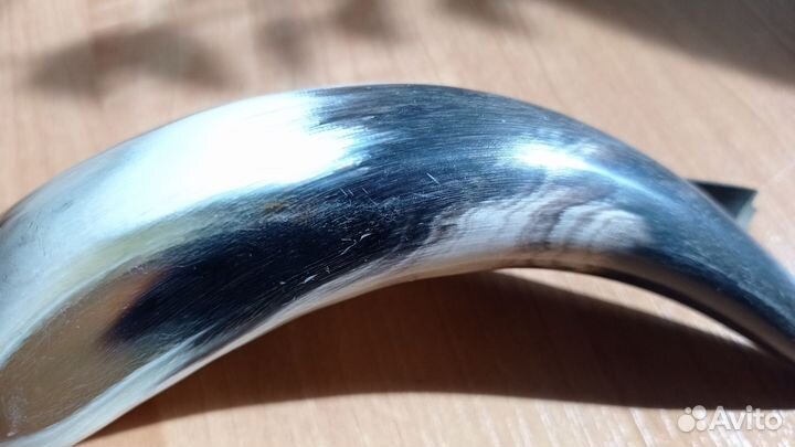 Статуэтка из рога