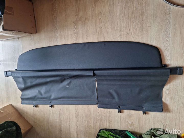 Toyota Corolla Fielder E120 полка багажника