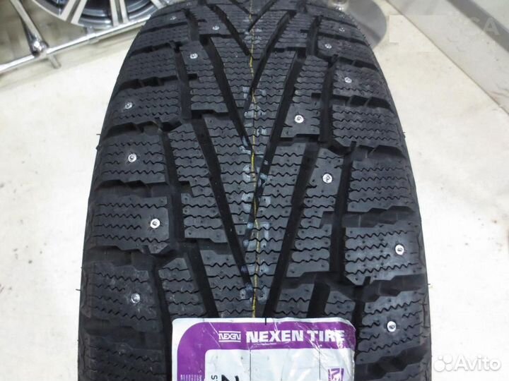 Nexen Winguard Spike SUV 215/65 R16