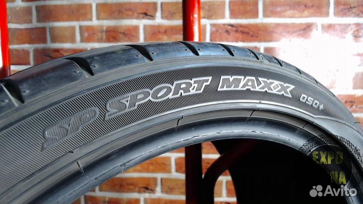 Dunlop SP Sport Maxx 050+ 255/35 R18