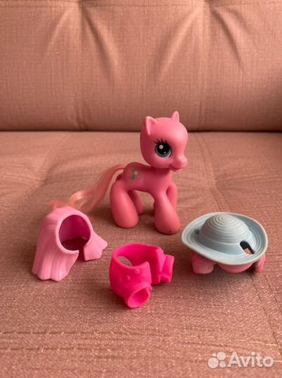 Машинка и лошадки My little pony