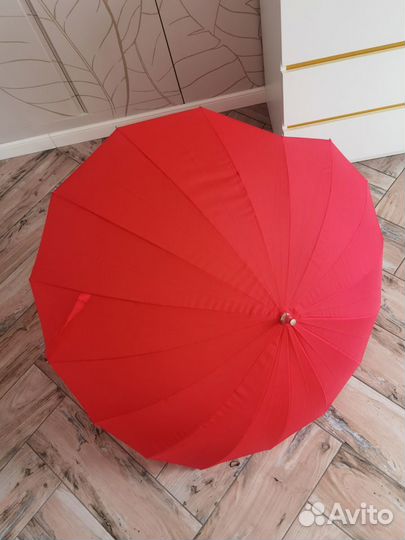 Зонт трость в виде сердца красный