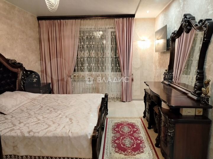 2-к. квартира, 80,8 м², 4/17 эт.