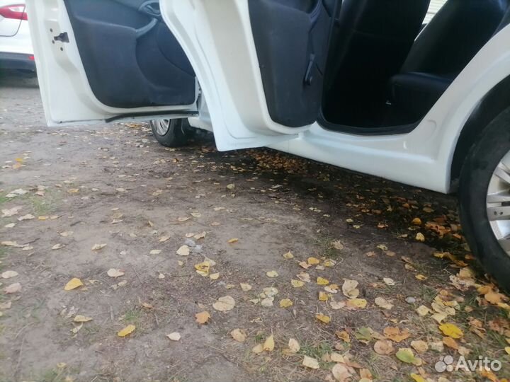 Ford Focus 1.6 МТ, 2003, 260 000 км