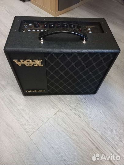 Комбоусилитель vox valvetronix vt20