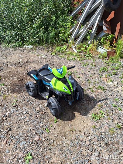 Детский квадроцикл на аккумуляторе бу
