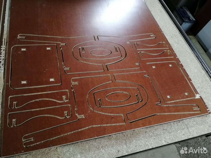 Раскрой фанеры на чпу