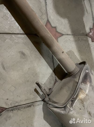 Продаю глушитель Toyota Higlander 2014