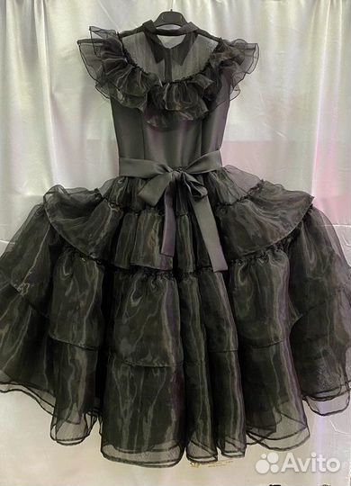 Уэнсдей, венсдей платье, Минни Маус, София