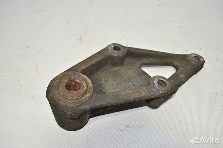 Кронштейн рессоры, переднего моста, задний правый