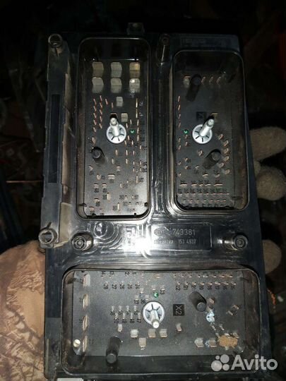 Блок предохранителей опель астра h,зафира без реле