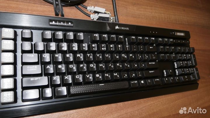 Клавиатура corsair K95 rgb platinum