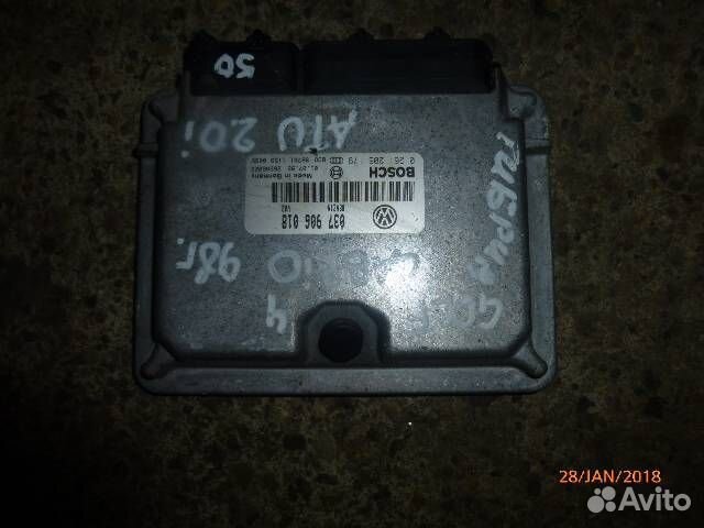 Блок управления двигателем Volkswagen Golf 3 1998