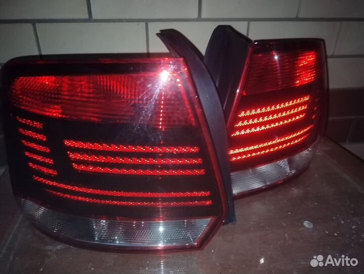 Фонарь задний левый 6RU945095M для Volkswagen Polo