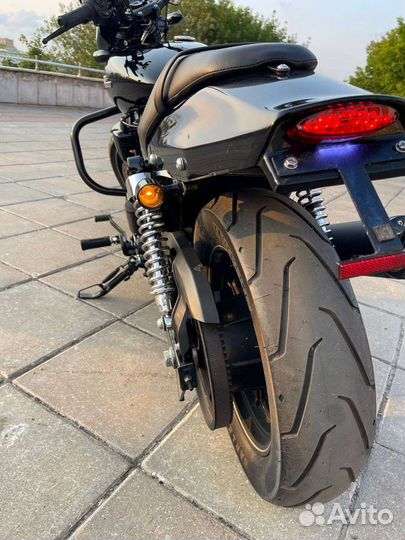 Harley davidson street 750