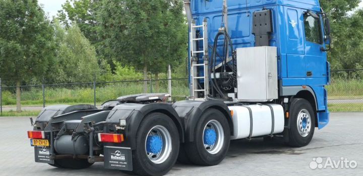 В разборке грузовик DAF,XF 95 2002-2005