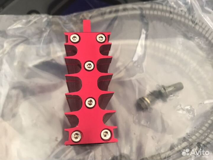 Радиатор охлаждения масла #4 красный