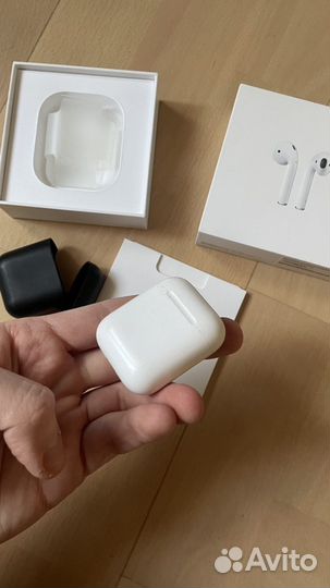 Apple AirPods 1, оригинал, б/у, 1 наушник в ремонт