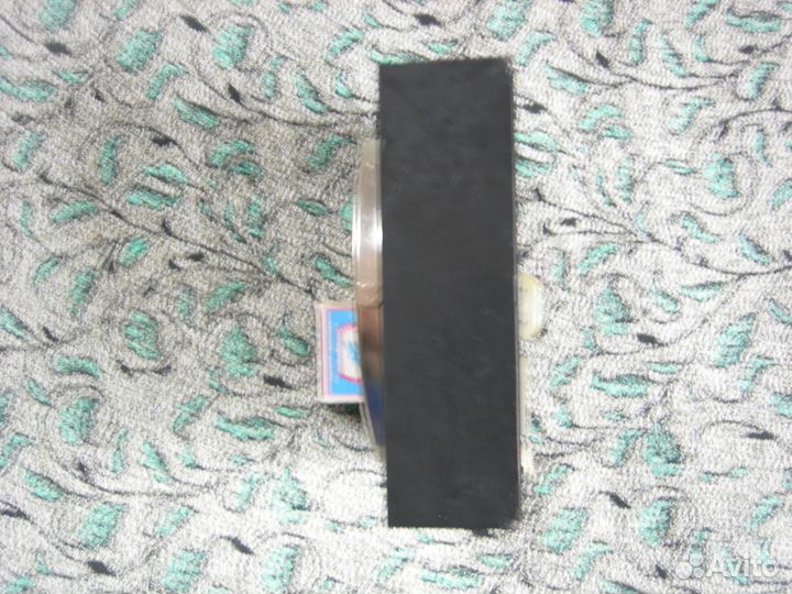 Часы эма 1992 год заводятся тикают но не долго