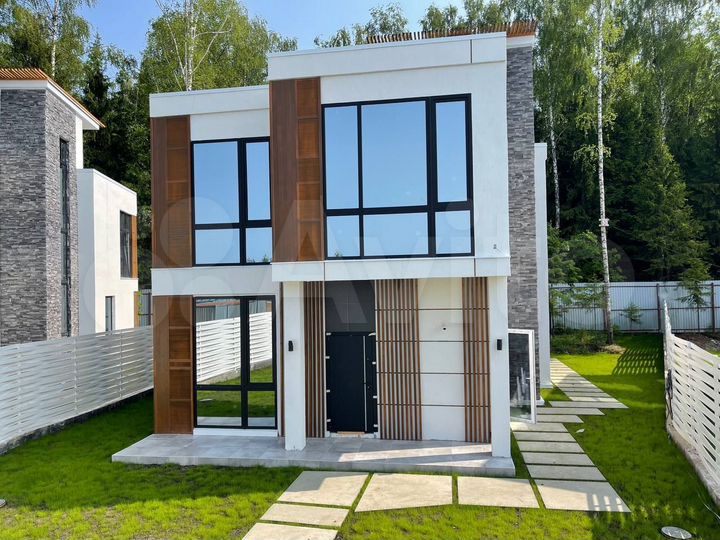 Дом 190 м² на участке 5,4 сот.