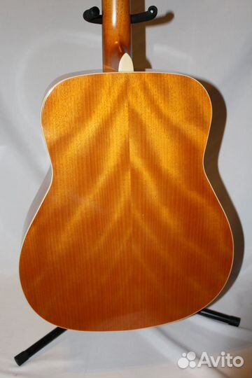 Гитара новая Yamaha F370