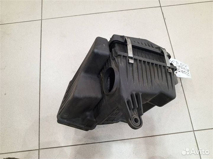 Корпус воздушного фильтра Mitsubishi Pajero iO 19